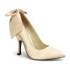 Zapato retro satinado con barquilla clásica y lazo en talón
